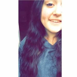 Meet your Posher, Olivia